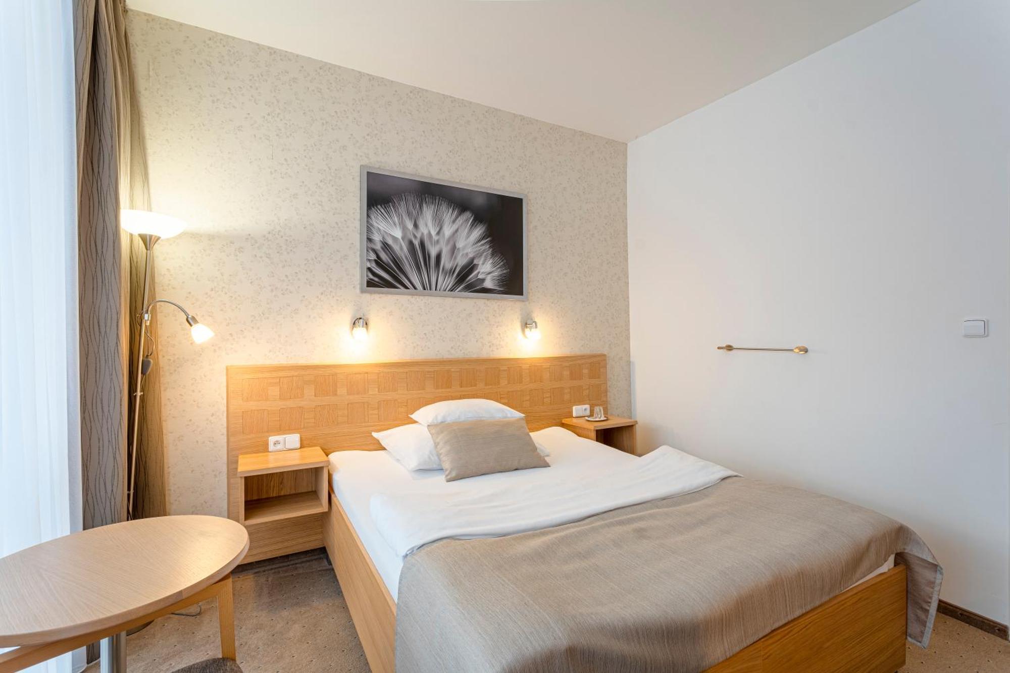 יאסימוב Hotel Behounek מראה חיצוני תמונה