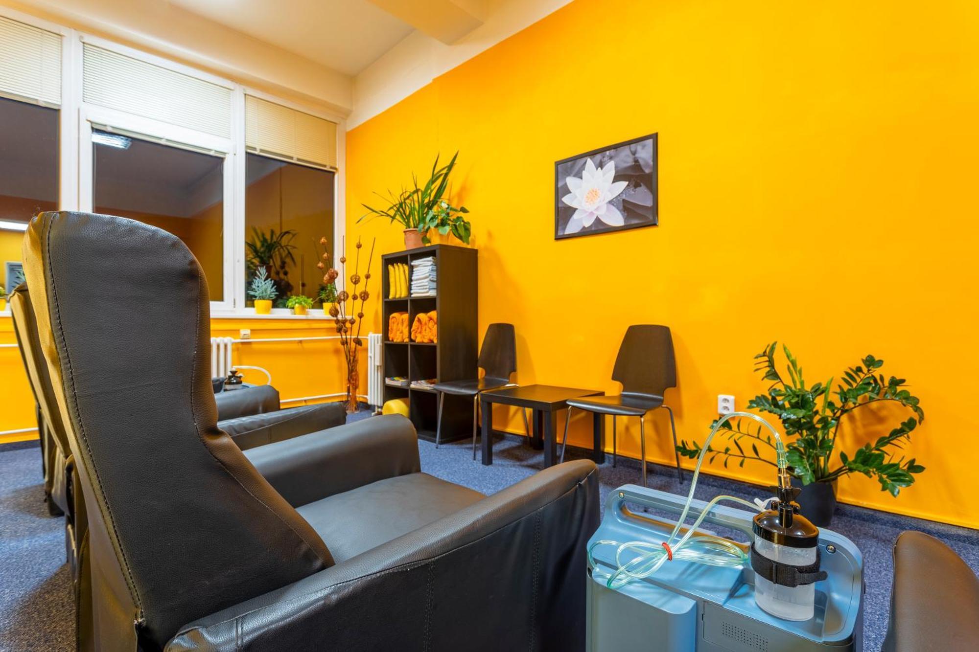 יאסימוב Hotel Behounek מראה חיצוני תמונה