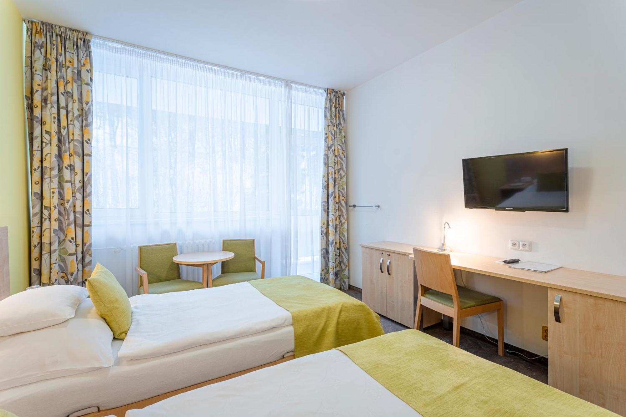 יאסימוב Hotel Behounek מראה חיצוני תמונה
