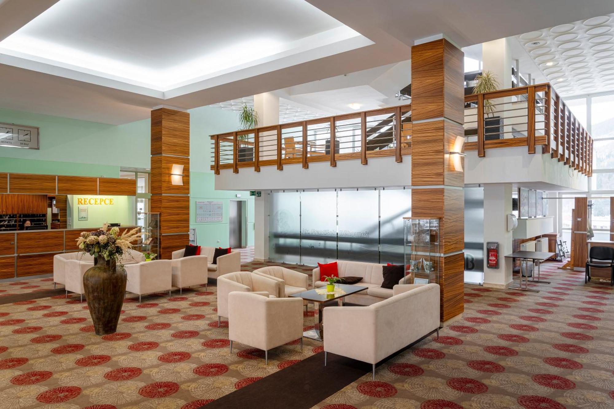 יאסימוב Hotel Behounek מראה חיצוני תמונה